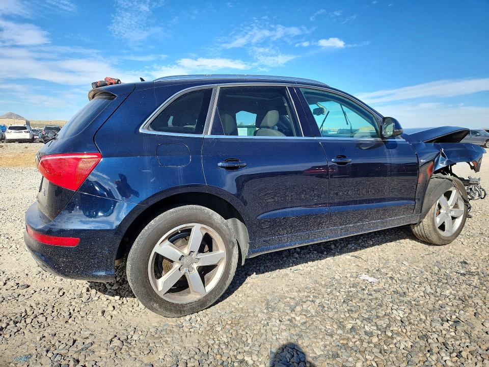 Снимка 3 от търг – 2011 AUDI Q5 с VIN WA1DKAFP5BA062801