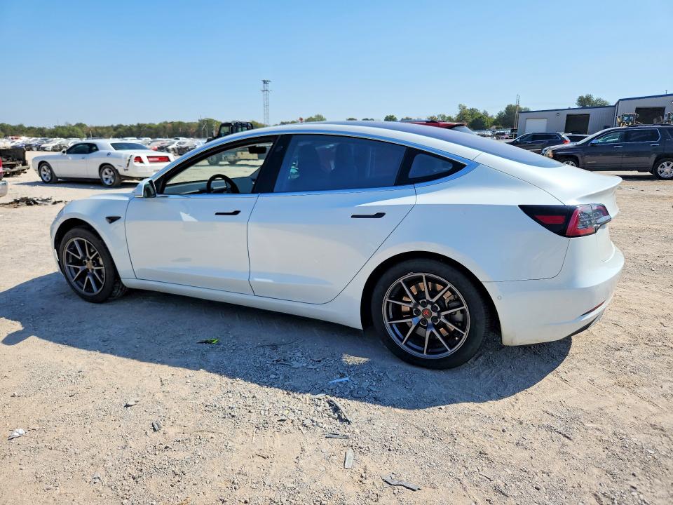 Photo 2 from auction – 2018 TESLA MODEL 3 with VIN 5YJ3E1EA7JF019637