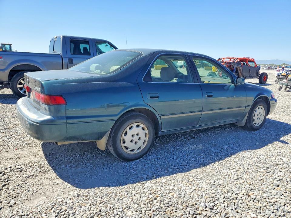 Снимка 3 от търг – 1998 TOYOTA CAMRY с VIN JT2BG28K3W0213595