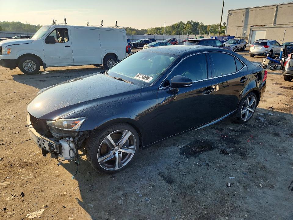 LEXUS IS 2017 с VIN JTHCM1D20H5016103 - Фото с аукциона