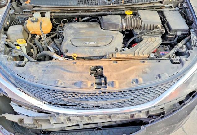 Zdjęcie 12 z aukcji – 2017 CHRYSLER PACIFICA z VIN 2C4RC1CG5HR597872