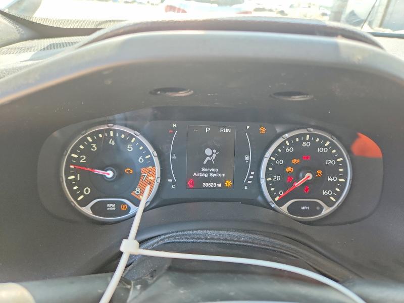 Photo 9 from auction – 2016 JEEP RENEGADE with VIN ZACCJBDT4GPD05239