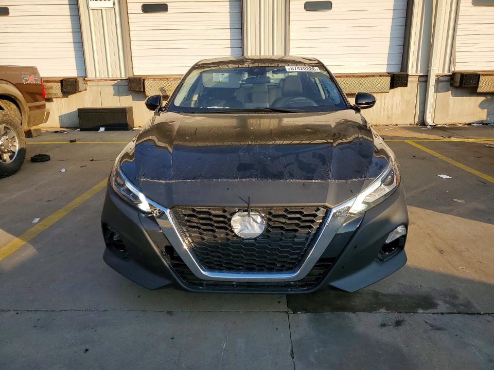 Photo 5 from auction – 2022 NISSAN ALTIMA with VIN 1N4BL4DV9NN328062