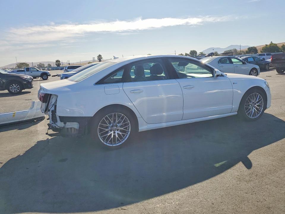 Zdjęcie 3 z aukcji – 2016 AUDI A6 z VIN WAUFGAFC7GN005039