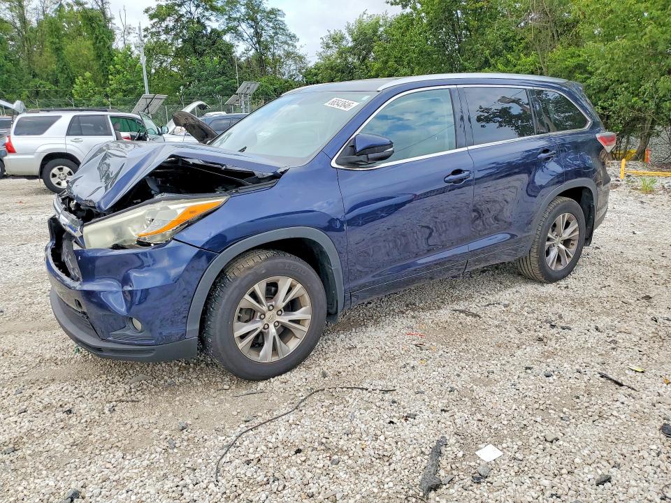 TOYOTA HIGHLANDER 2015 with VIN 5TDJKRFH2FS078866 - Photo from auction