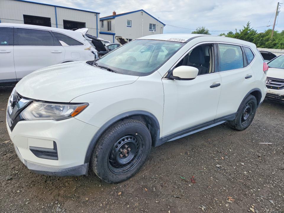 NISSAN ROGUE 2017 with VIN KNMAT2MV3HP551751 - Photo from auction