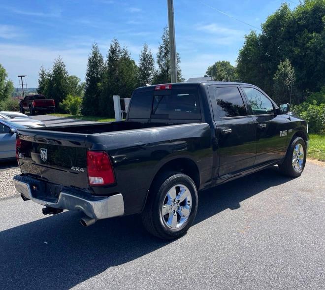 Photo 3 from auction – 2018 RAM 1500 with VIN 1C6RR7LT7JS268195