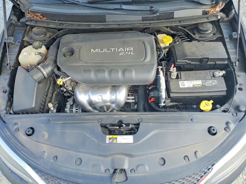 صورة رقم 11 من المزاد - 2016 CHRYSLER 200 مع VIN 1C3CCCAB7GN165437