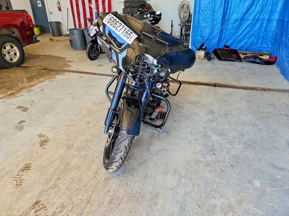 Photo 2 from auction – 2021 HARLEY-DAVIDSON FLHXS with VIN 1HD1KRP13MB659684