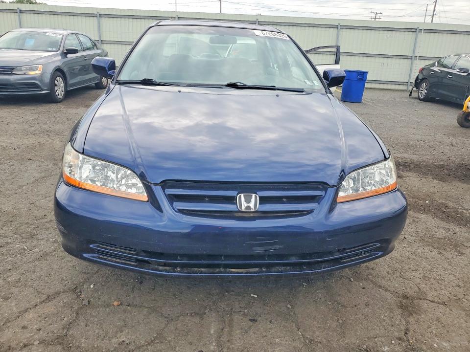 Photo 5 from auction – 2002 HONDA ACCORD with VIN 1HGCG66822A046324