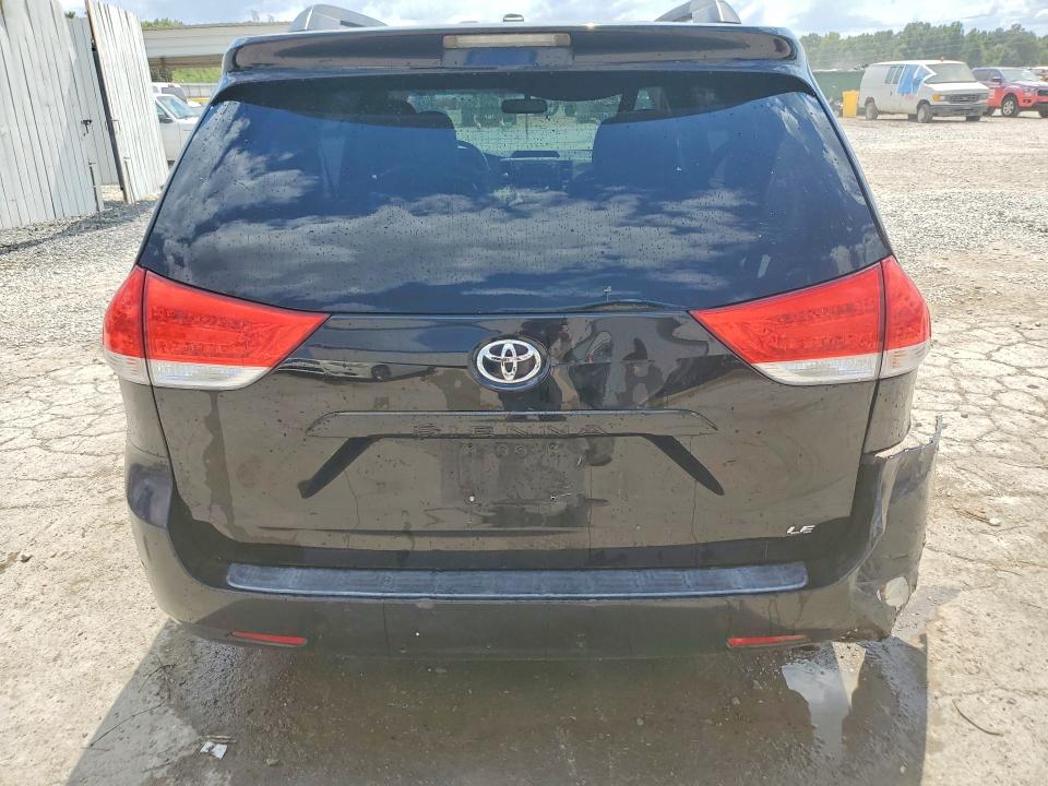 Photo 6 from auction – 2011 TOYOTA SIENNA with VIN 5TDKK3DC5BS047047