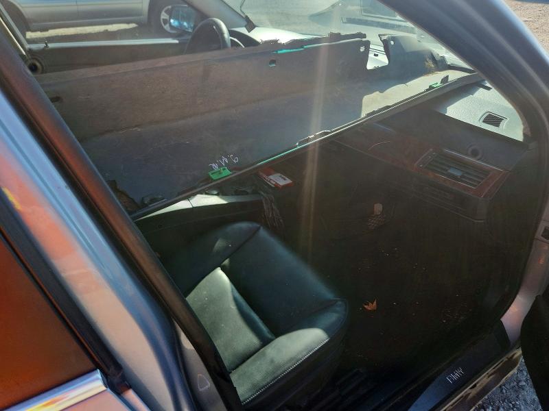 Zdjęcie 12 z aukcji – 2007 BMW 525 z VIN WBANE535X7CY06462