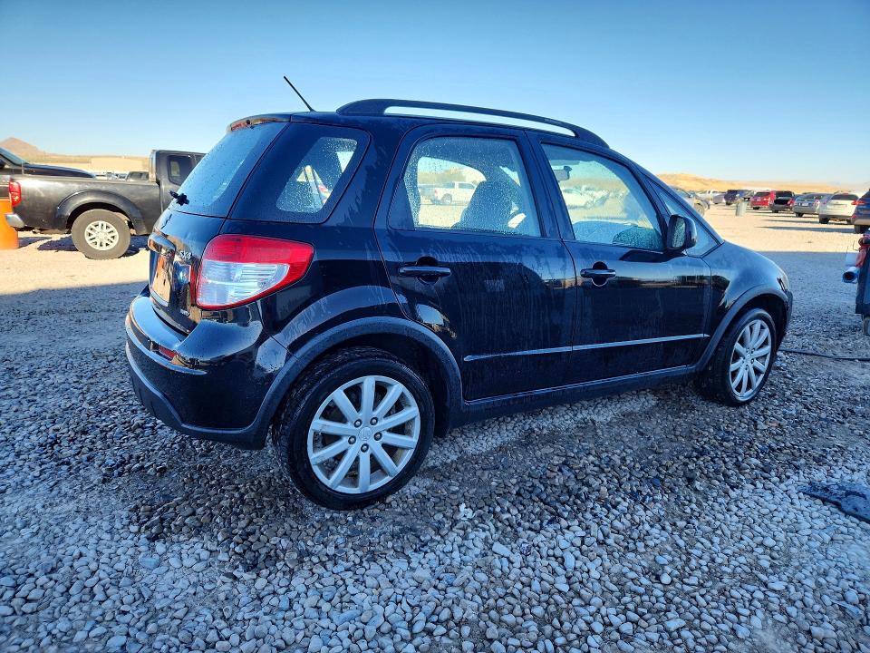 Foto 3 de la subasta – 2011 SUZUKI SX4 con VIN JS2YB5A3XB6302808