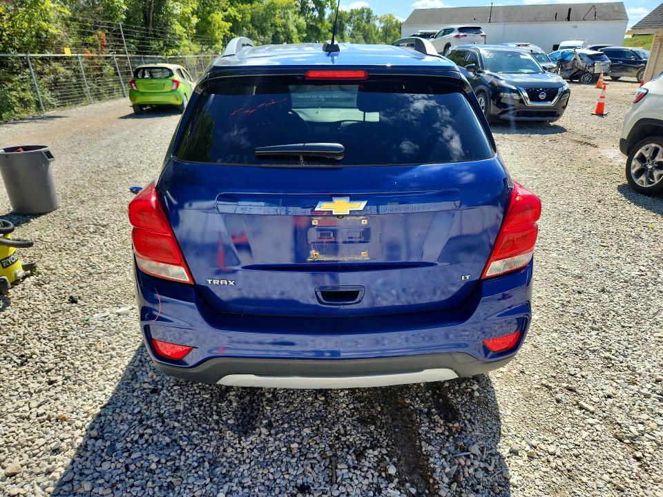 Снимка 6 от търг – 2017 CHEVROLET TRAX с VIN 3GNCJLSB0HL190379