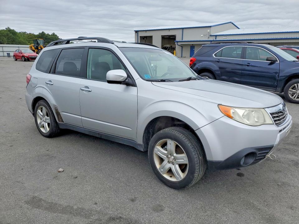 Photo 4 from auction – 2010 SUBARU FORESTER with VIN JF2SH6CC9AH905321