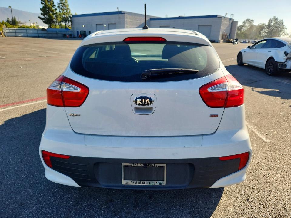 Photo 6 from auction – 2016 KIA RIO with VIN KNADM5A35G6647171