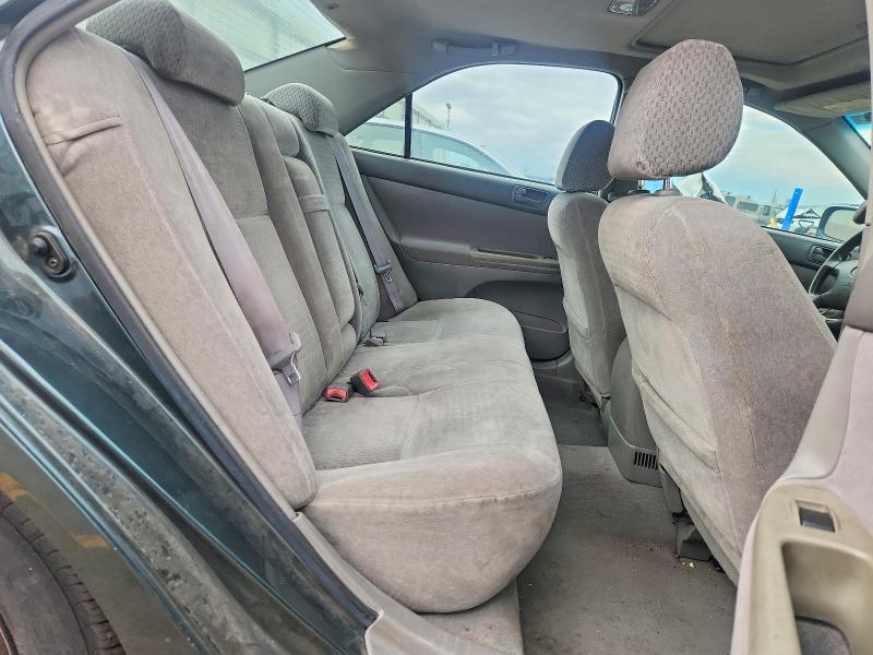 Photo 10 from auction – 2002 TOYOTA CAMRY with VIN 4T1BE32K12U546176