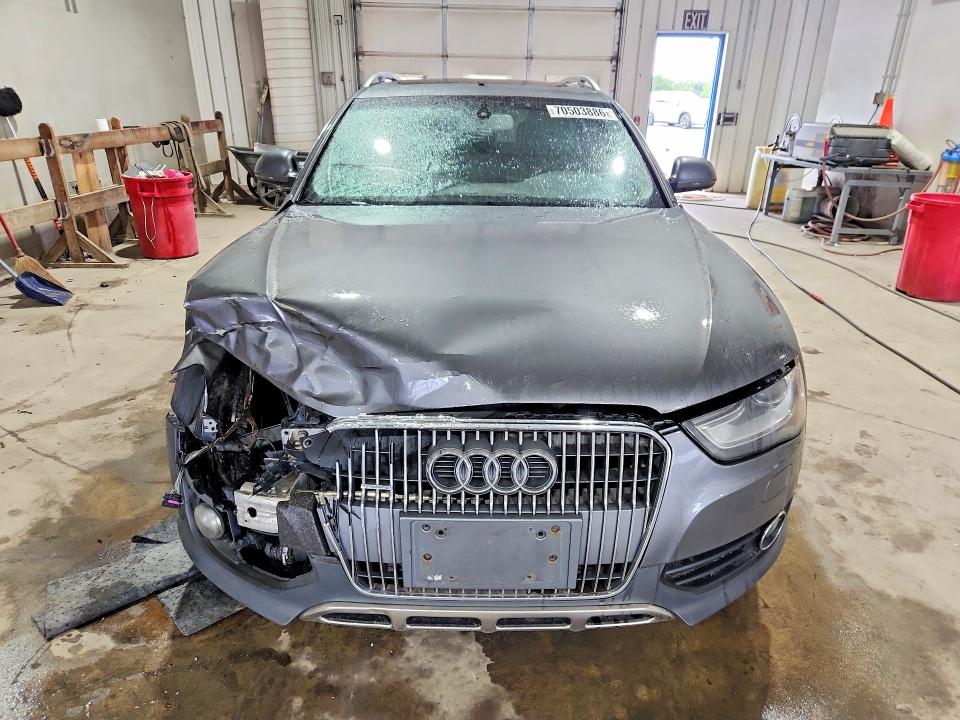 Foto 5 de la subasta – 2014 AUDI A4 ALLROAD con VIN WA1UFAFL1EA139914