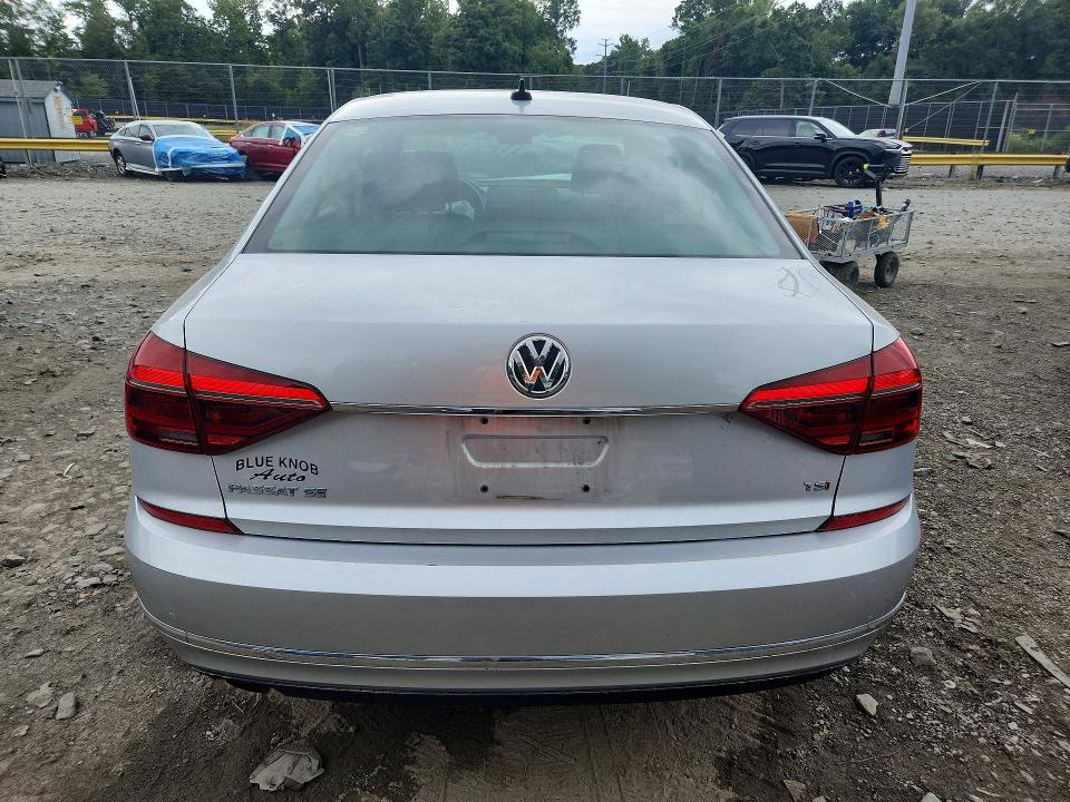 Photo 6 from auction – 2018 VOLKSWAGEN PASSAT with VIN 1VWBA7A30JC029065