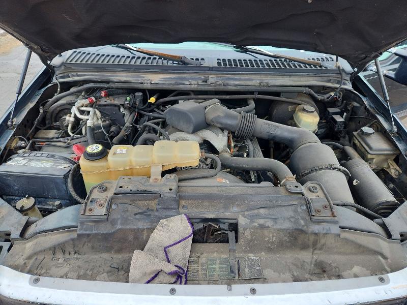 Photo 12 from auction – 2003 FORD EXCURSION with VIN 1FMNU41S63EB44981