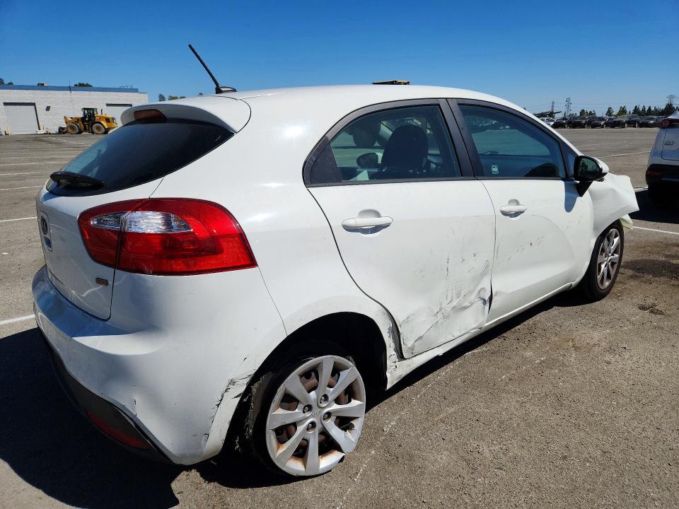 صورة رقم 3 من المزاد - 2013 KIA RIO مع VIN KNADM5A36D6100678