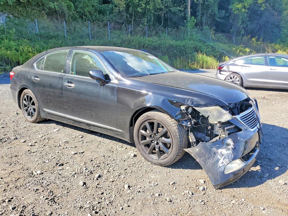 Photo 4 from auction – 2008 LEXUS LS with VIN JTHBL46F785053309