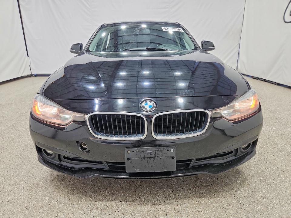 Photo 5 from auction – 2017 BMW 320 with VIN WBA8A9C34HK864038