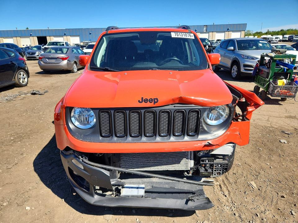 Photo 5 from auction – 2018 JEEP RENEGADE with VIN ZACCJBBB5JPH53121