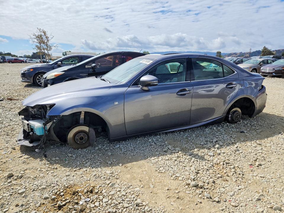LEXUS IS 2016 with VIN JTHBA1D28G5004350 - Photo from auction