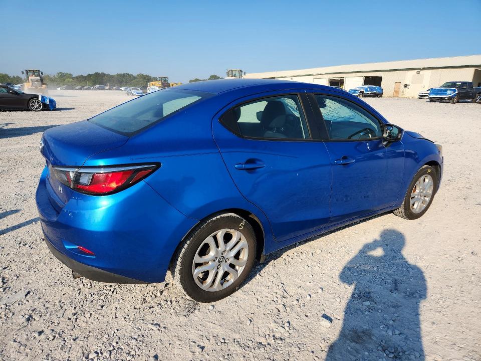 Снимка 3 от търг – 2017 TOYOTA YARIS IA с VIN 3MYDLBYV9HY160479