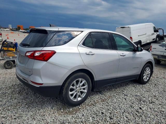 Photo 3 from auction – 2018 CHEVROLET EQUINOX with VIN 2GNAXJEV1J6331857