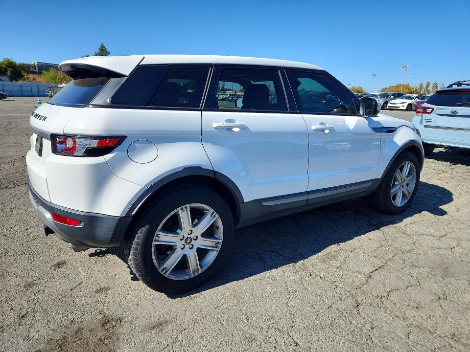 Photo 3 from auction – 2013 LAND ROVER RANGE ROVER EVOQUE with VIN SALVP2BGXDH818181