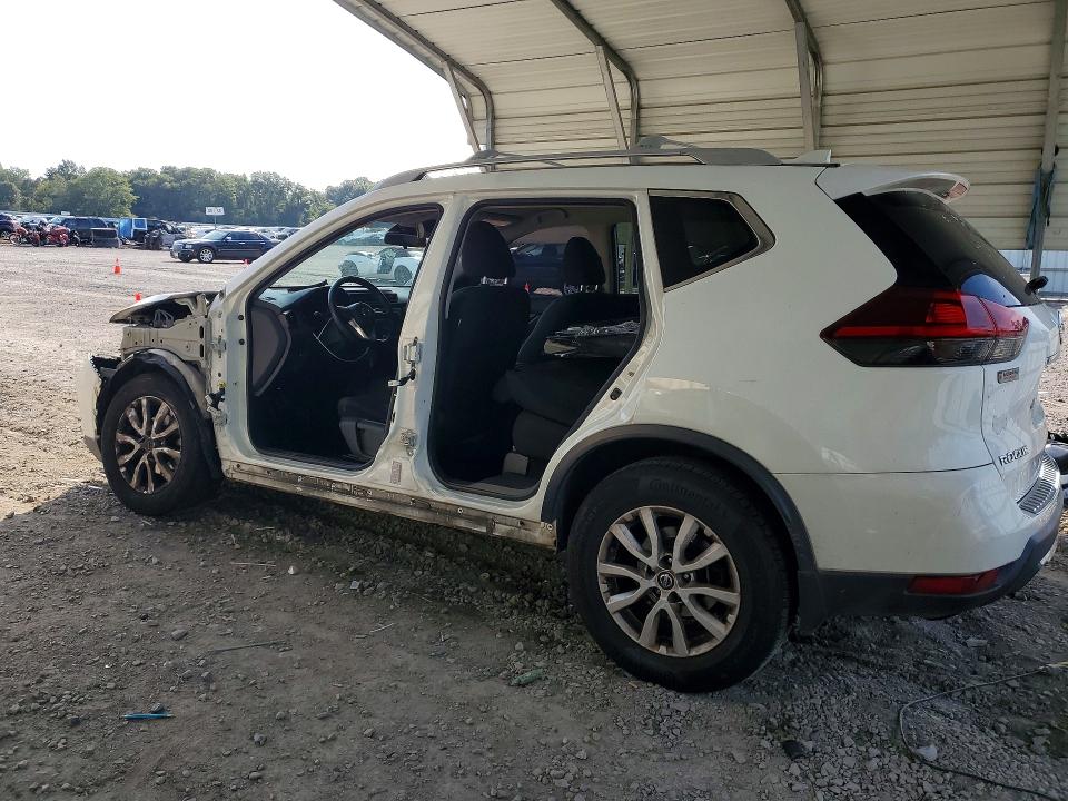 Photo 2 from auction – 2019 NISSAN ROGUE with VIN 5N1AT2MT2KC829631