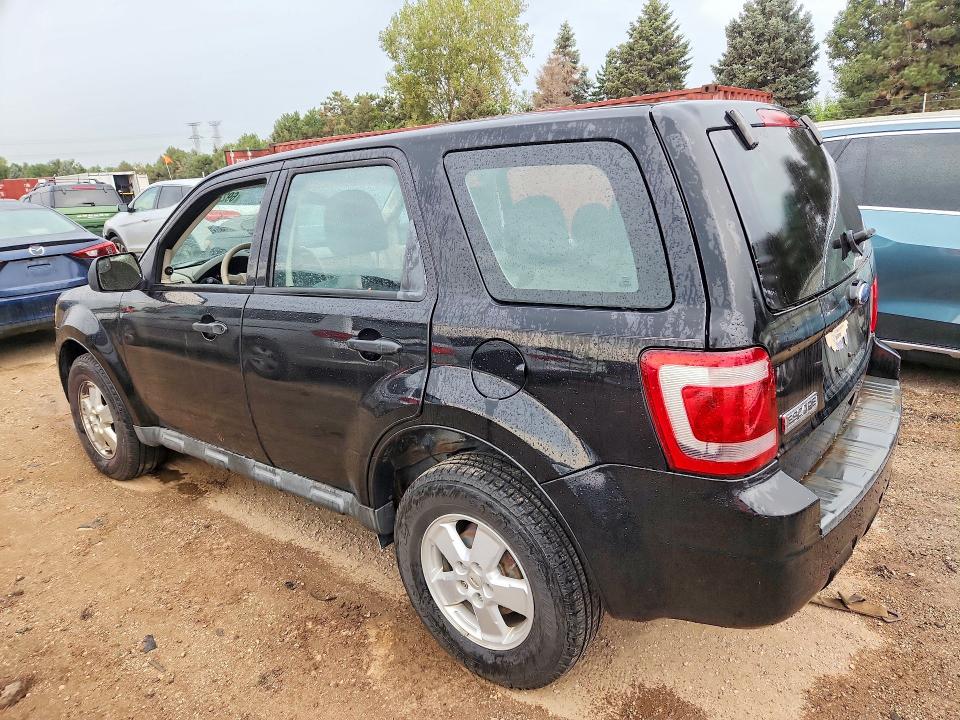 Zdjęcie 2 z aukcji – 2010 FORD ESCAPE z VIN 1FMCU9C76AKD17281