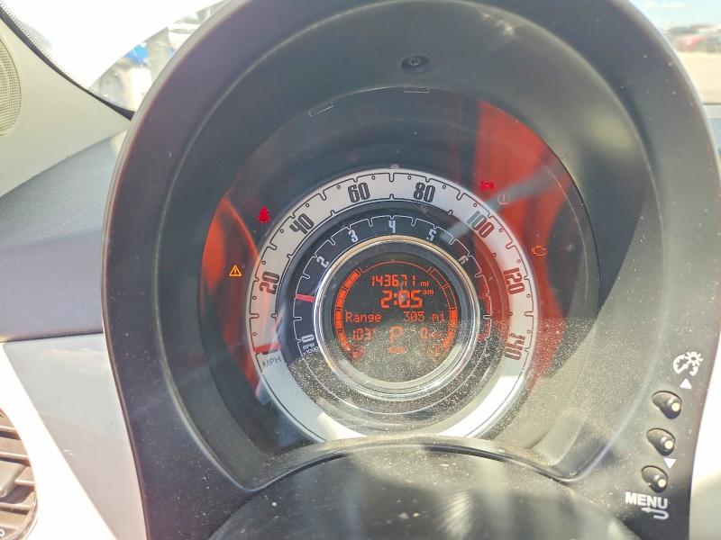 صورة رقم 9 من المزاد - 2015 FIAT 500 مع VIN 3C3CFFAR7FT609825