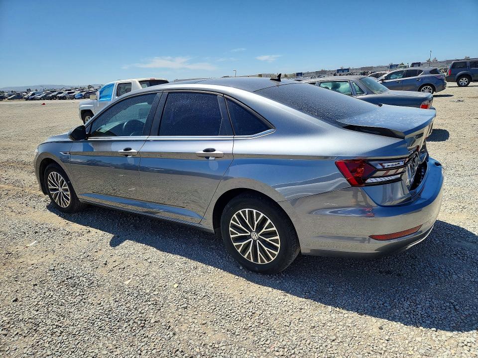 Photo 2 from auction – 2019 VOLKSWAGEN JETTA with VIN 3VWE57BU2KM062481