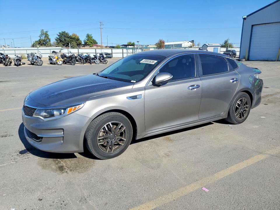 KIA OPTIMA 2018 con VIN 5XXGT4L33JG204231 - Foto de la subasta
