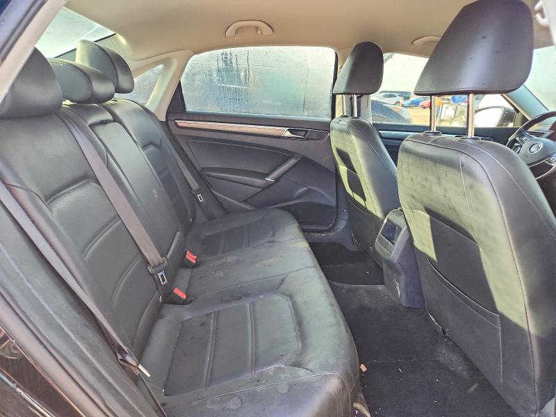 Photo 10 from auction – 2018 VOLKSWAGEN PASSAT with VIN 1VWAA7A34JC005122