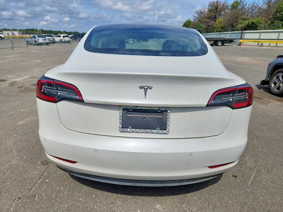 Photo 6 from auction – 2021 TESLA MODEL 3 with VIN 5YJ3E1EA0MF851972