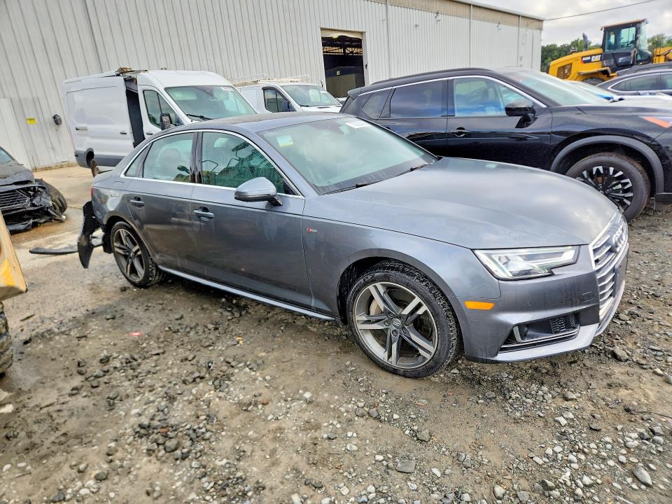 Снимка 4 от търг – 2017 AUDI A4 с VIN WAUFNAF41HN034150