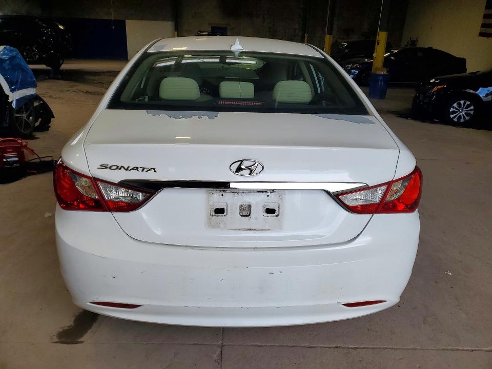 Photo 6 from auction – 2013 HYUNDAI SONATA with VIN 5NPEB4AC7DH762928