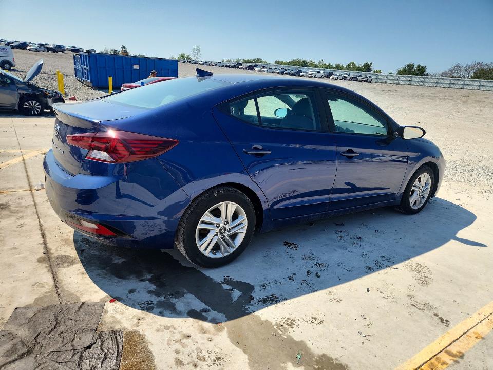 Снимка 3 от търг – 2020 HYUNDAI ELANTRA с VIN 5NPD84LF6LH573123