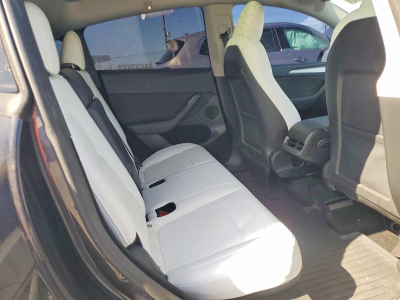 Foto 10 de la subasta – 2024 TESLA MODEL Y con VIN 7SAYGDEF3RF078518