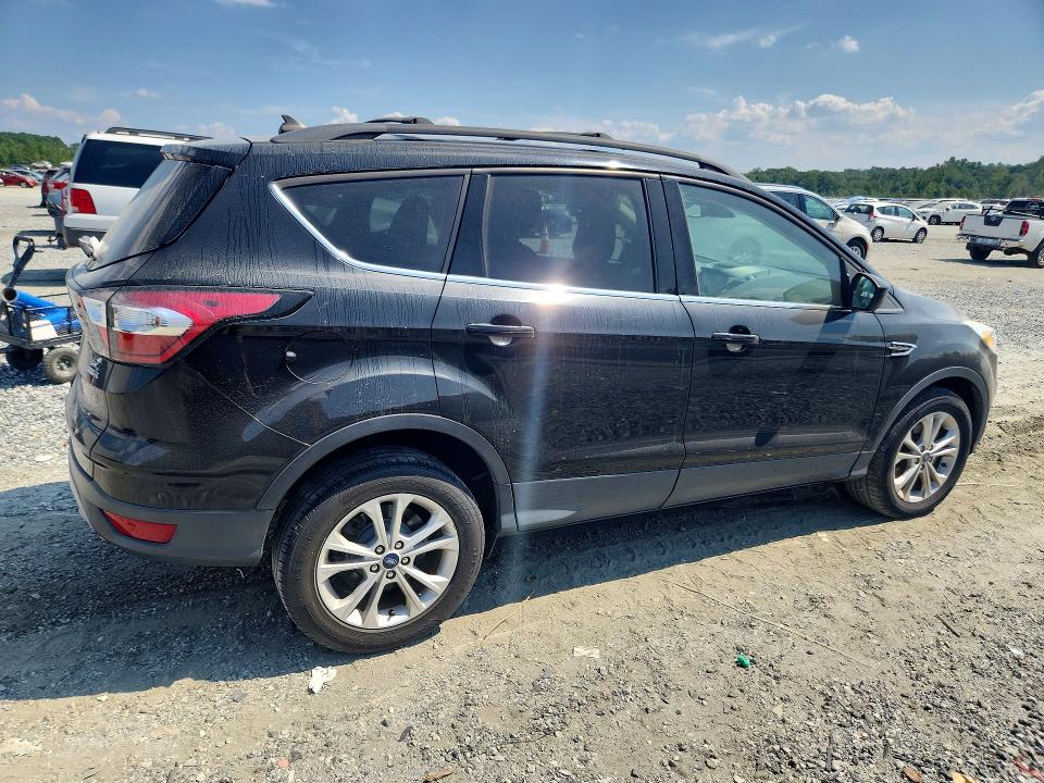 Photo 3 from auction – 2018 FORD ESCAPE with VIN 1FMCU9GDXJUD46206