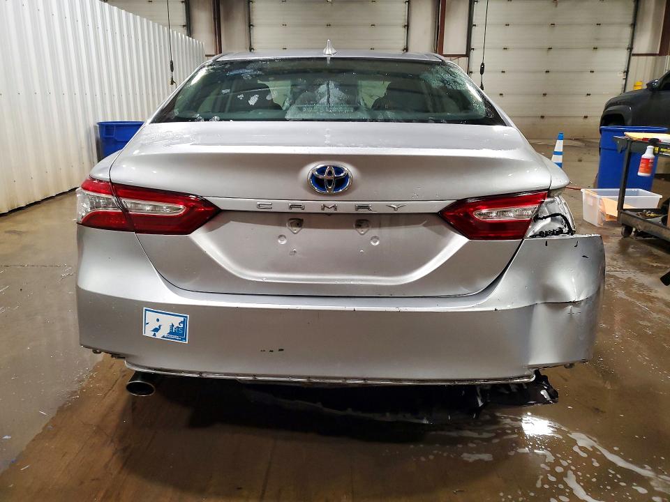 Photo 6 from auction – 2020 TOYOTA CAMRY with VIN 4T1F31AK8LU518289