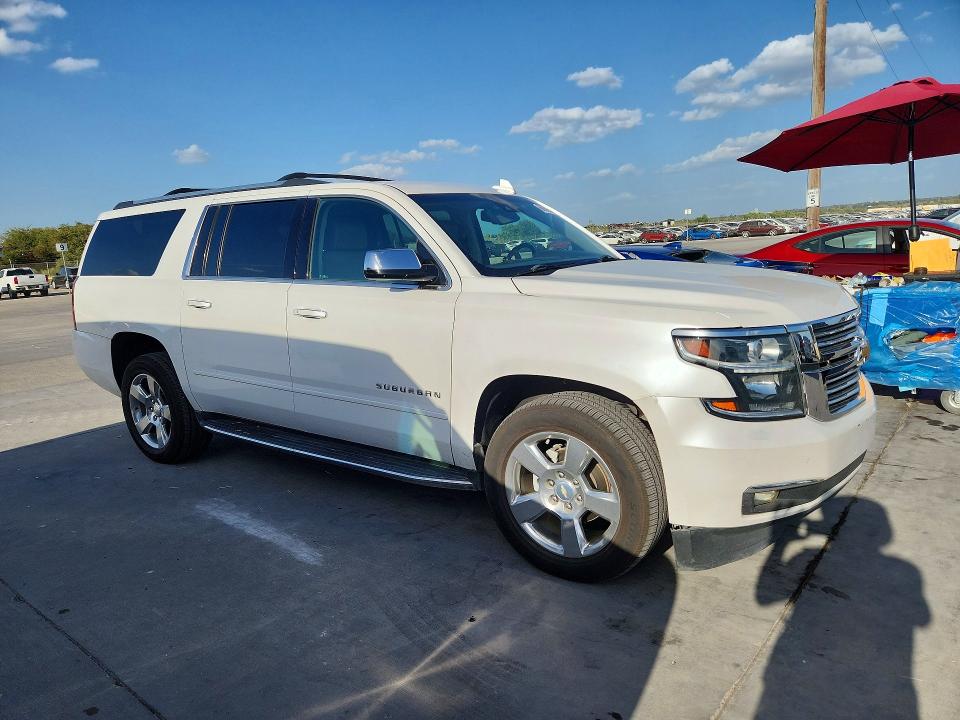 Photo 4 from auction – 2018 CHEVROLET SUBURBAN with VIN 1GNSCJKC5JR379014