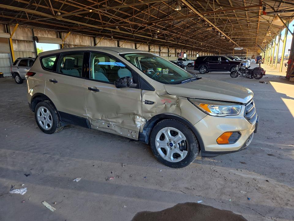 Снимка 4 от търг – 2017 FORD ESCAPE с VIN 1FMCU0F74HUC61184