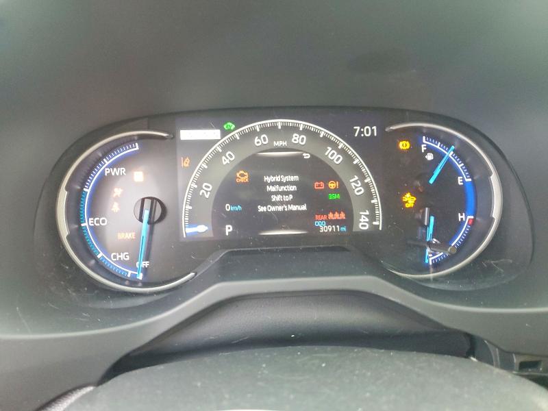 Photo 9 from auction – 2023 TOYOTA RAV4 with VIN JTMB6RFV3PD101728
