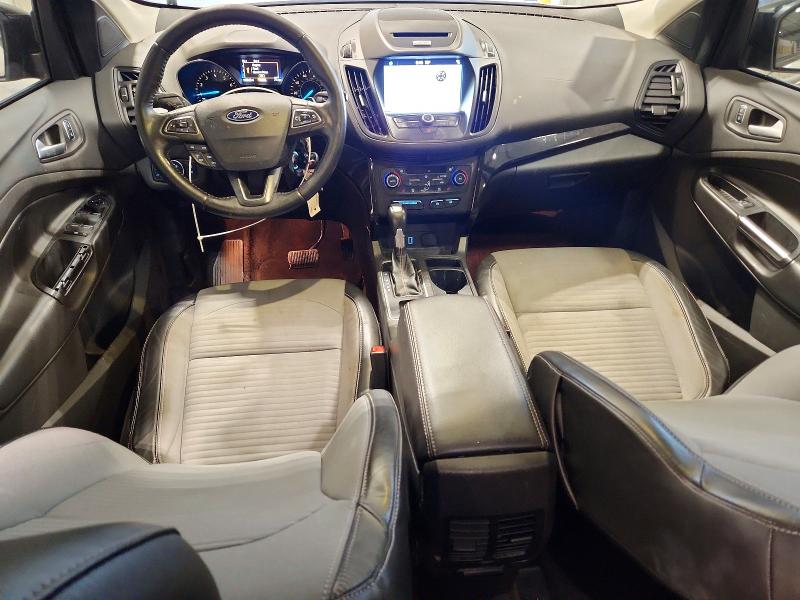 Photo 8 from auction – 2017 FORD ESCAPE with VIN 1FMCU9GD3HUC09943