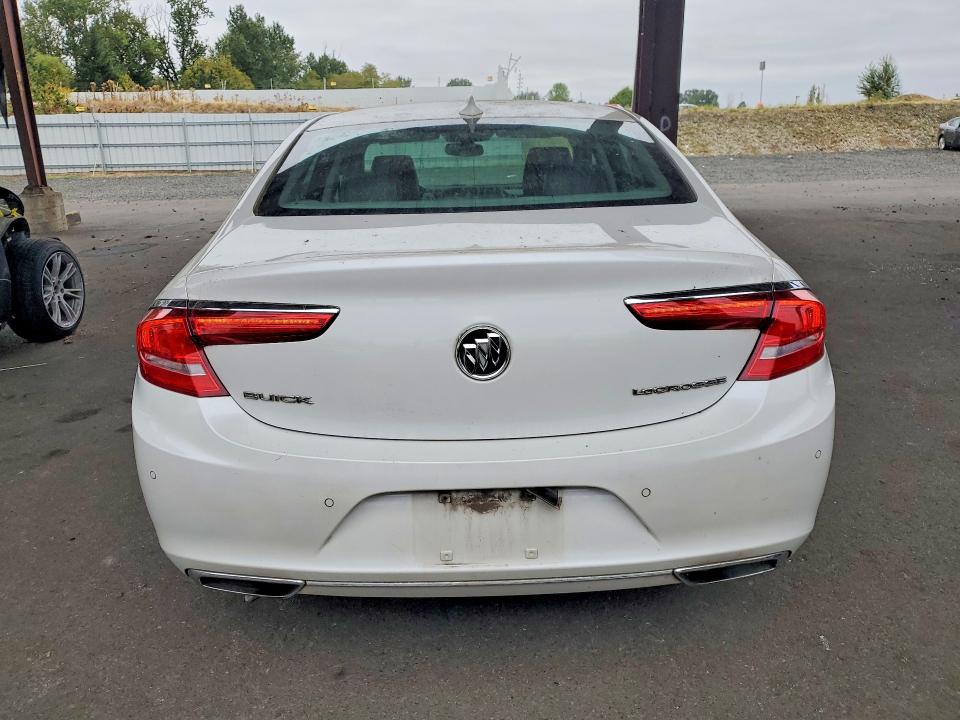 Снимка 6 от търг – 2017 BUICK LACROSSE с VIN 1G4ZP5SSXHU179145